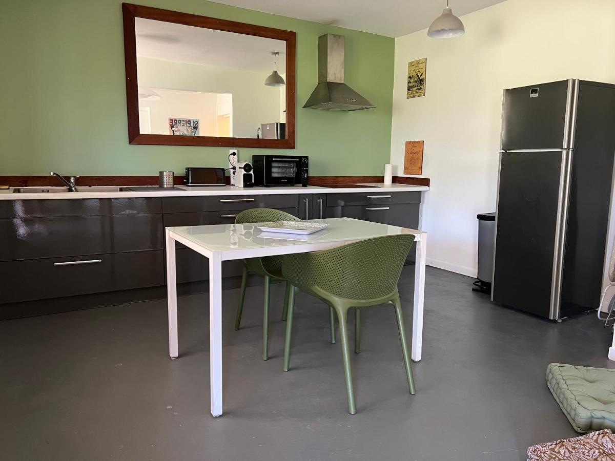 Appartement Avec Jacuzzi Et Vue Sur Le Golf Ле Троа-Илет Екстериор снимка